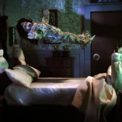 Mego Horror Wave 8 - The Exorcist - Regan 8