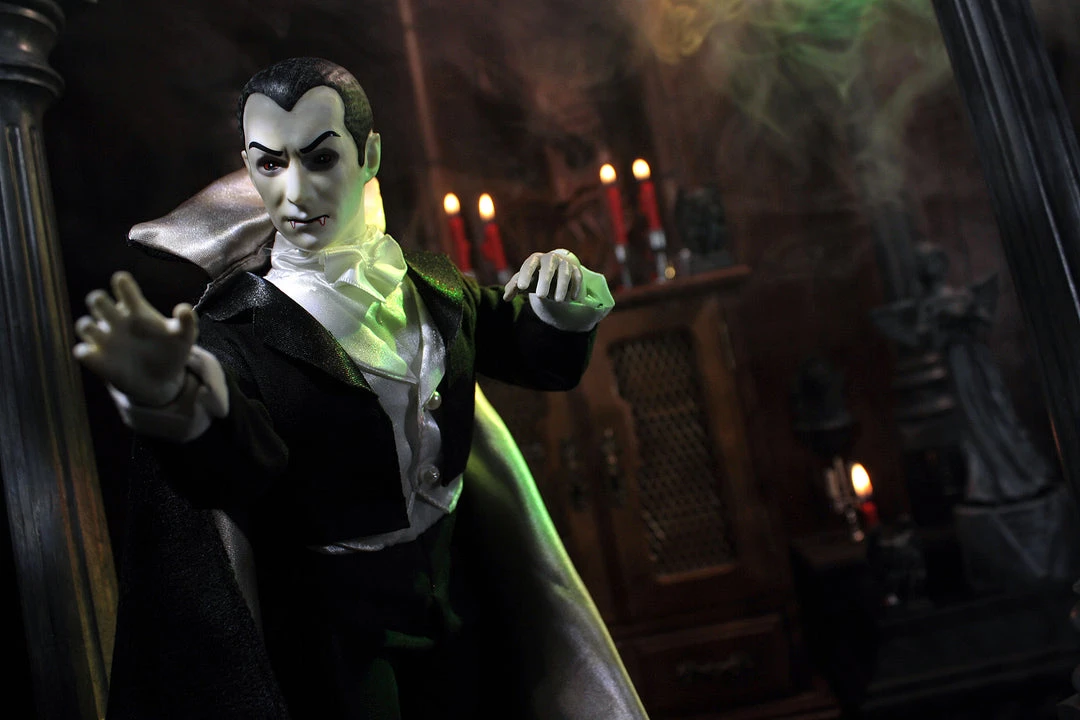 Mego Horror Dracula 14" Action Figure All Mego 8 Mego Horror Dracula 14" Action Figure All Mego