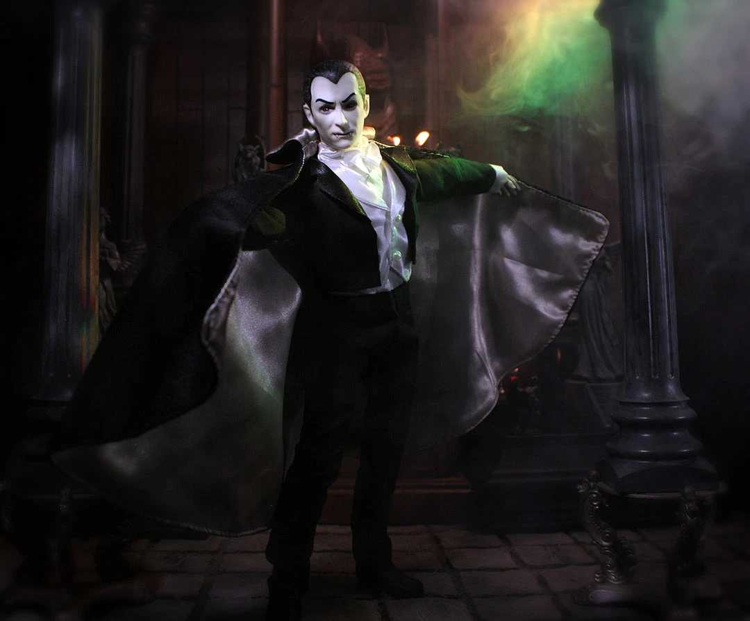 Mego Horror Dracula 14" Action Figure All Mego 4 Mego Horror Dracula 14" Action Figure All Mego