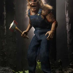 NECA - Hatchet - Victor Crowley 8" Clothed Action Figure 17 NECA - Hatchet - Victor Crowley 8