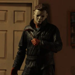 NECA - HALLOWEEN (2018) - Ultimate Michael Myers 7
