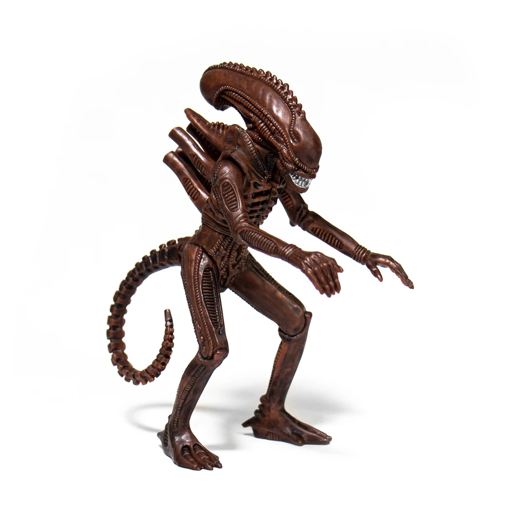 Super 7 Aliens ReAction Figure - Alien Warrior B (Dusk Brown) 2 Super 7 Aliens ReAction Figure - Alien Warrior B (Dusk Brown)