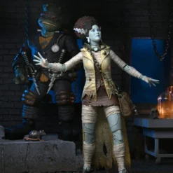 Mego NECA - Universal Monsters X TMNT - Ultimate April As The Bride 7