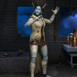 Mego NECA - Universal Monsters X TMNT - Ultimate April As The Bride 7