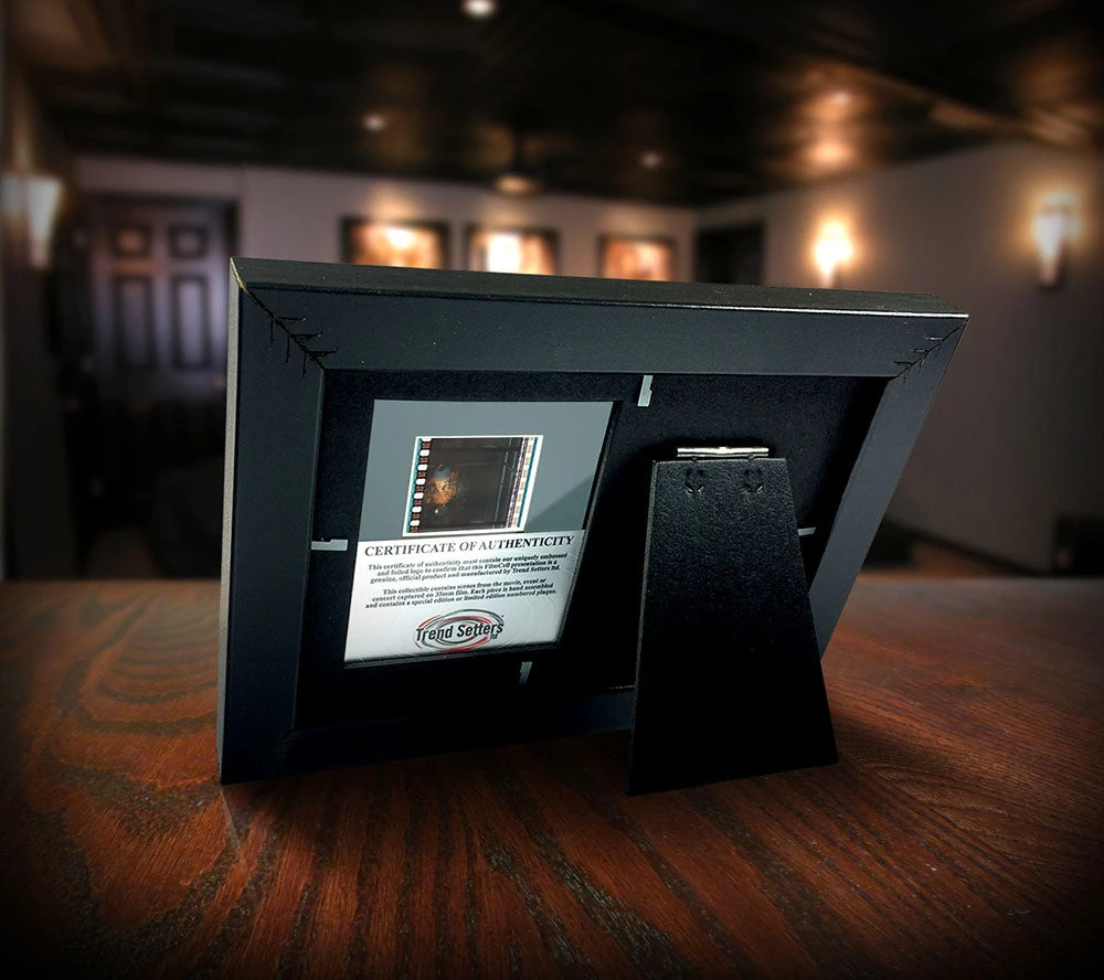 Film Cells LTD. IT Chapter Two (Illuminated Pennywise) Mini Cell Film Cell Presentation 2 Film Cells LTD. IT Chapter Two (Illuminated Pennywise) Mini Cell Film Cell Presentation