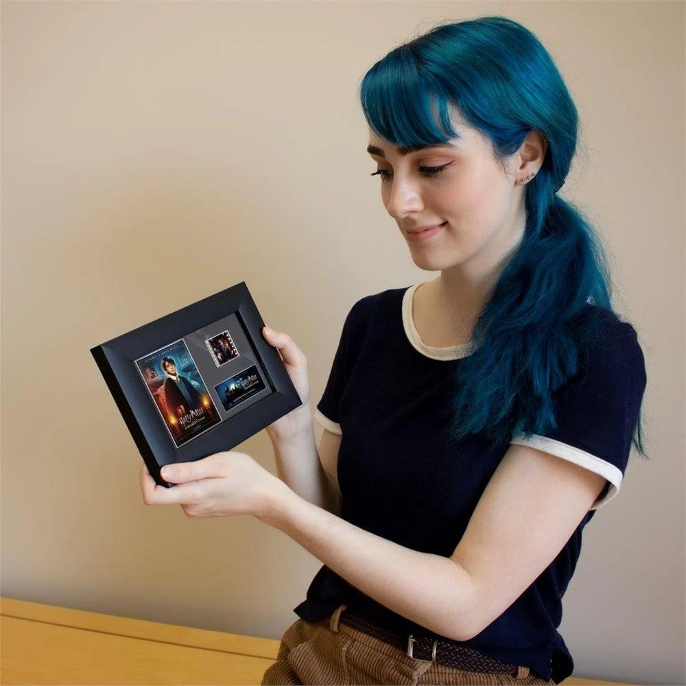 Film Cells LTD. Harry Potter And The Sorcerer's Stone 20th Anniversary Mini Cell Film Cell Presentation 4 Film Cells LTD. Harry Potter And The Sorcerer's Stone 20th Anniversary Mini Cell Film Cell Presentation