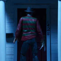 NECA - Nightmare On Elm Street - Ultimate Freddy 7