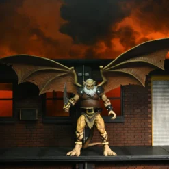 Mego NECA - Gargoyles - Ultimate Hudson 7