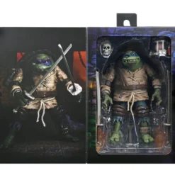 NECA - Universal Monsters X TMNT - Ultimate Leonardo Hunchback 7