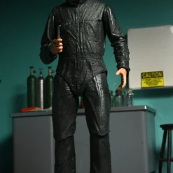 NECA - Halloween 2 - Ultimate Michael Myers & Dr. Loomis (2-Pack) 7