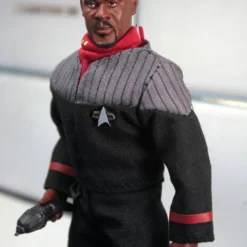 Mego Star Trek Wave 15 - Captain Sisko (Variant) 8