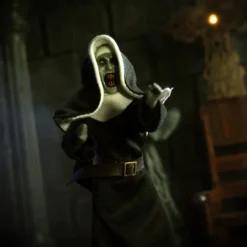 Damaged Package Mego Horror Wave 14 - The Nun 8