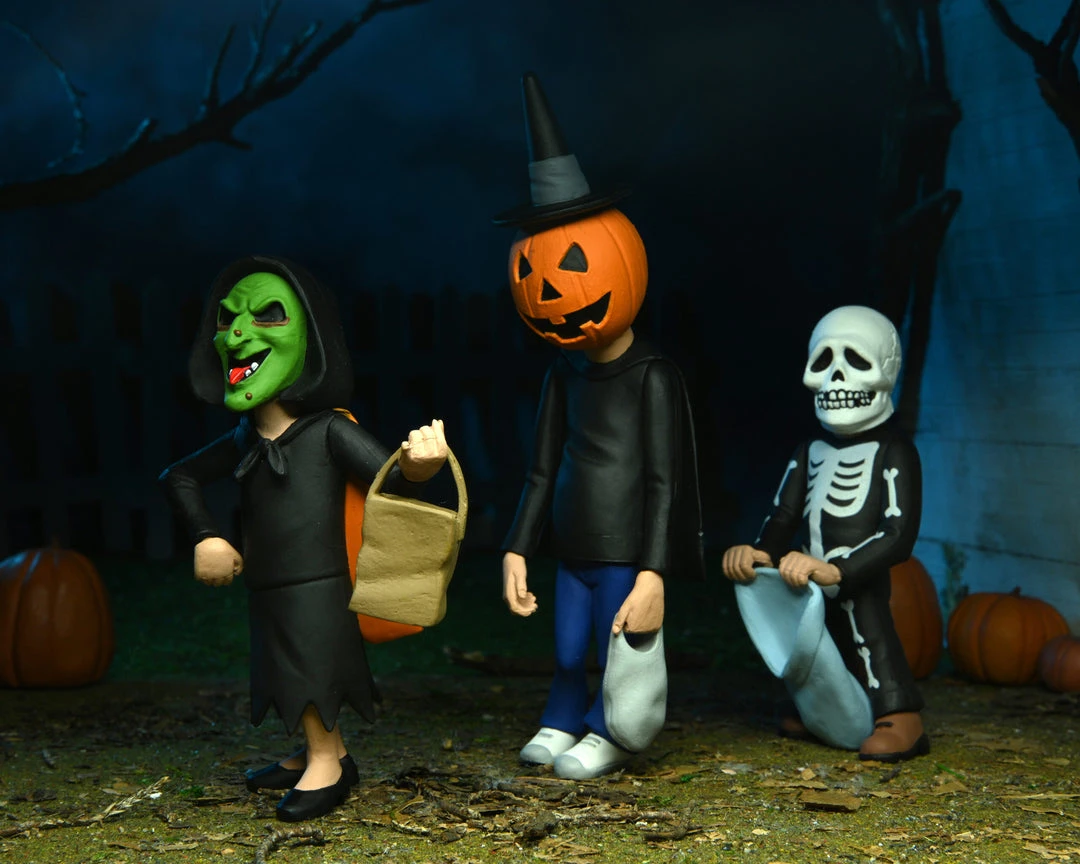 NECA - Toony Terrors Trick Or Treaters 3 Pack (Halloween 3) 6" Action Figures (Pre-Order Ships August) 4 NECA - Toony Terrors Trick Or Treaters 3 Pack (Halloween 3) 6" Action Figures (Pre-Order Ships August)