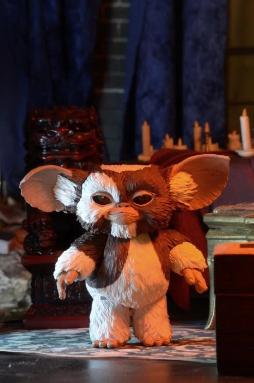 NECA - Gremlins - Ultimate Gizmo Action Figure 6 NECA - Gremlins - Ultimate Gizmo Action Figure